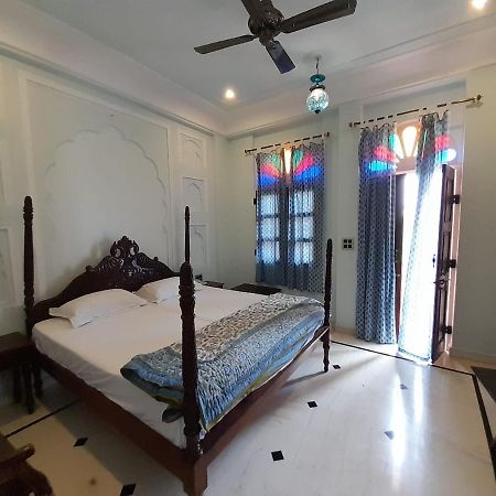 מלון ג'איפור Raj Rajeshwari Haveli מראה חיצוני תמונה