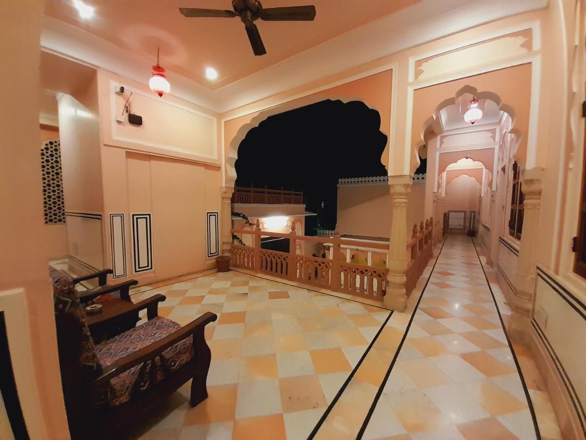 מלון ג'איפור Raj Rajeshwari Haveli מראה חיצוני תמונה