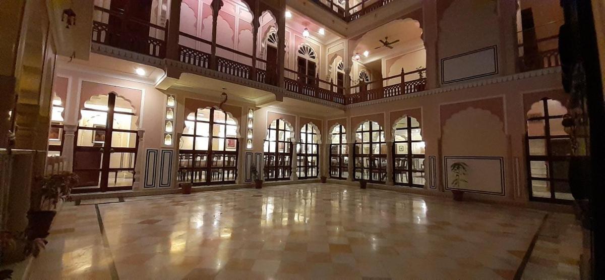 מלון ג'איפור Raj Rajeshwari Haveli מראה חיצוני תמונה
