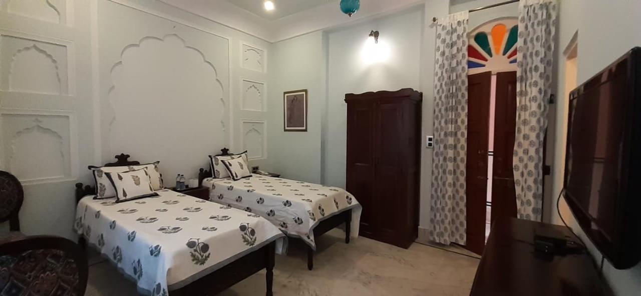מלון ג'איפור Raj Rajeshwari Haveli חדר תמונה